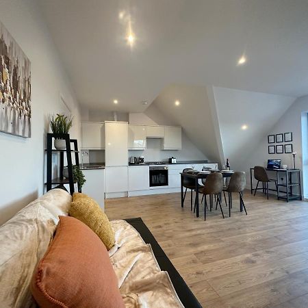 Stylish & Spacious Apartment Royal Tunbridge Wells Exterior photo
