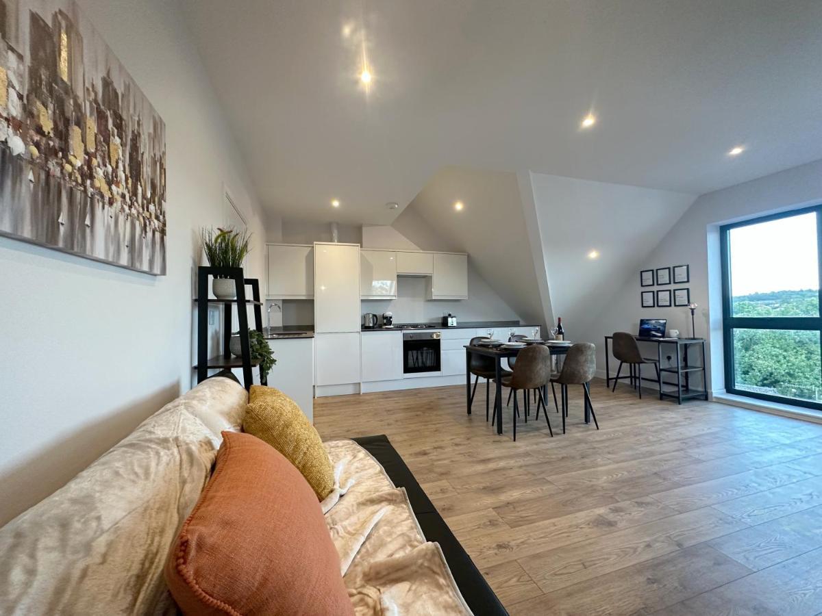 Stylish & Spacious Apartment Royal Tunbridge Wells Exterior photo